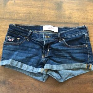 Hollister size 5 short shorts